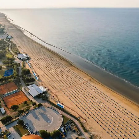 Lägenhet Beachfront 50m From The Sea With Balcony *